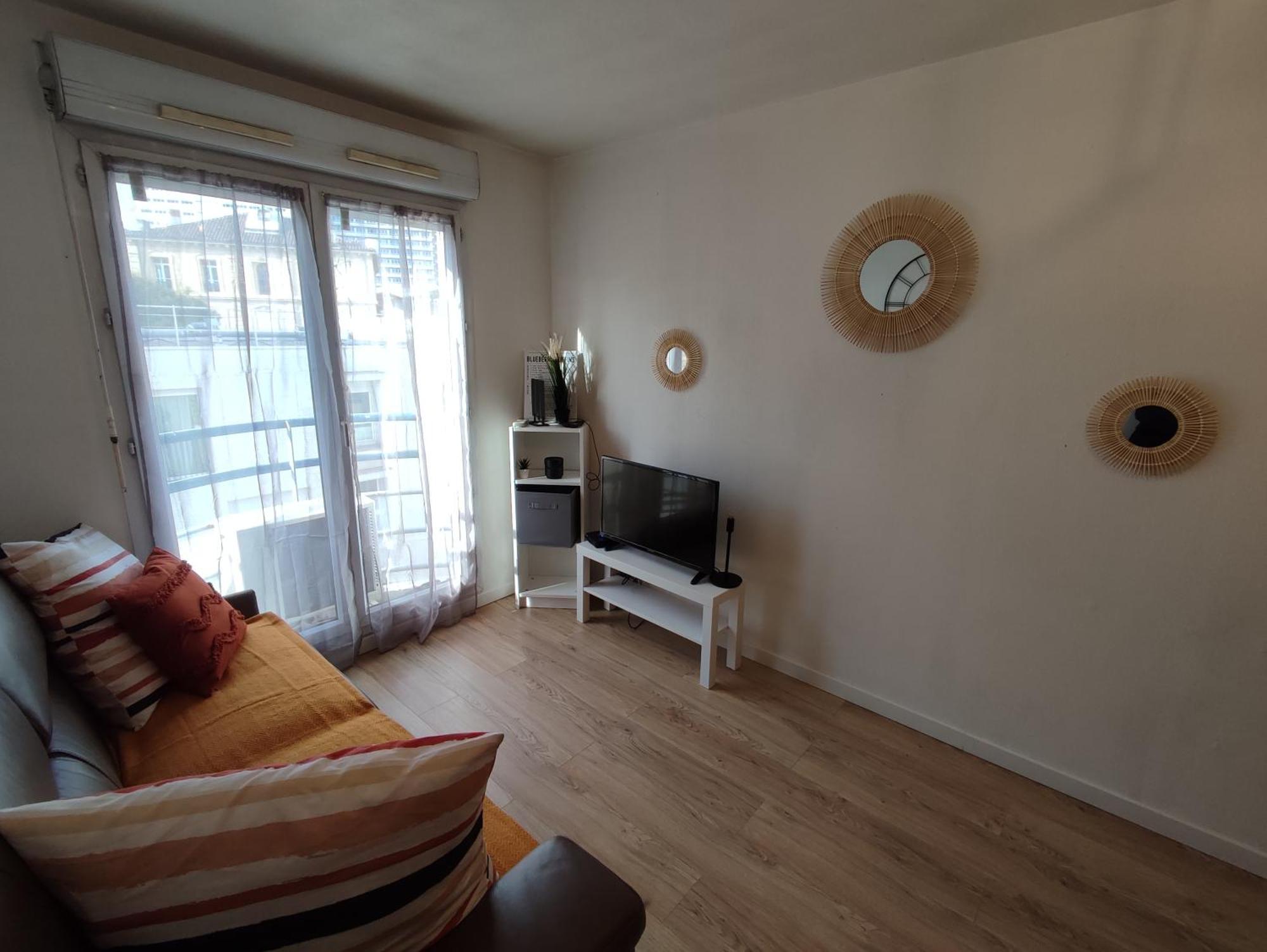Appartement Climatise Tout Equipe A 6Min De La Gare St Charles Marseille Kültér fotó