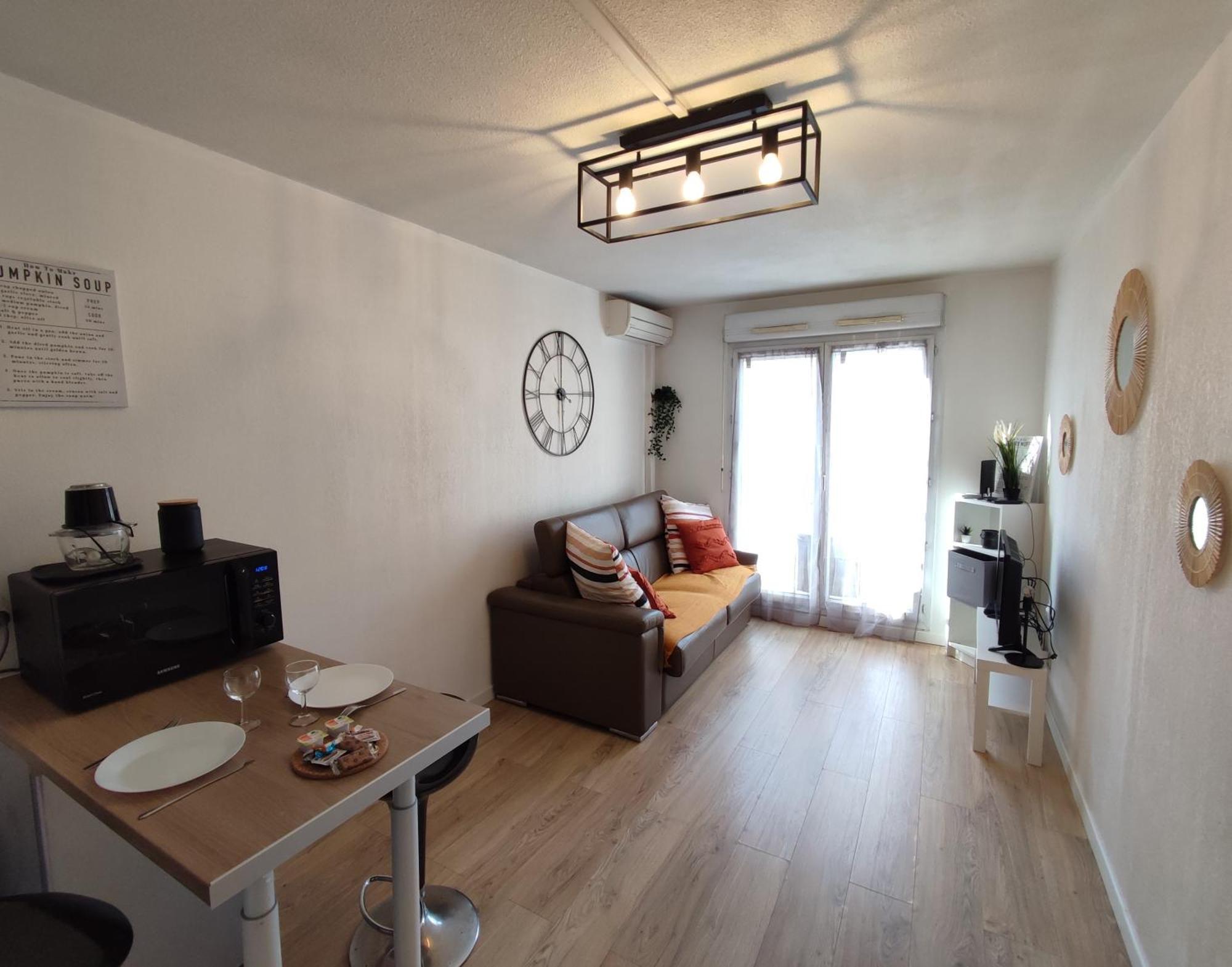 Appartement Climatise Tout Equipe A 6Min De La Gare St Charles Marseille Kültér fotó