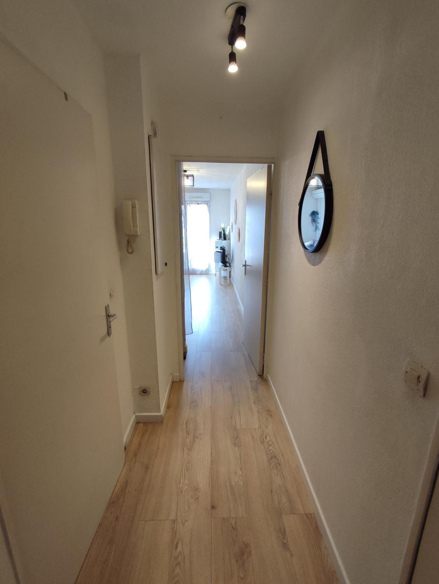 Appartement Climatise Tout Equipe A 6Min De La Gare St Charles Marseille Kültér fotó
